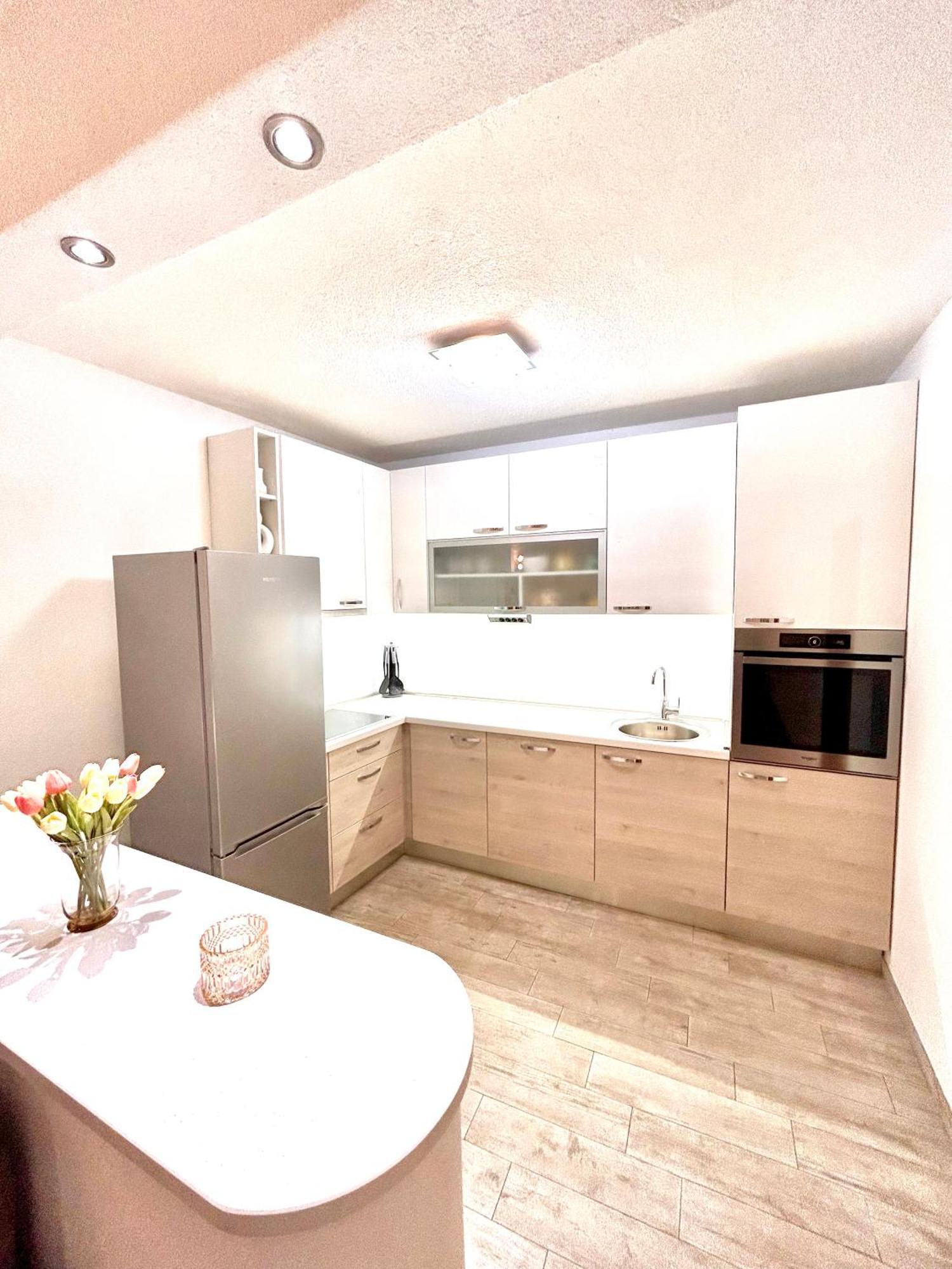 Apartman Zorka Повля Екстериор снимка